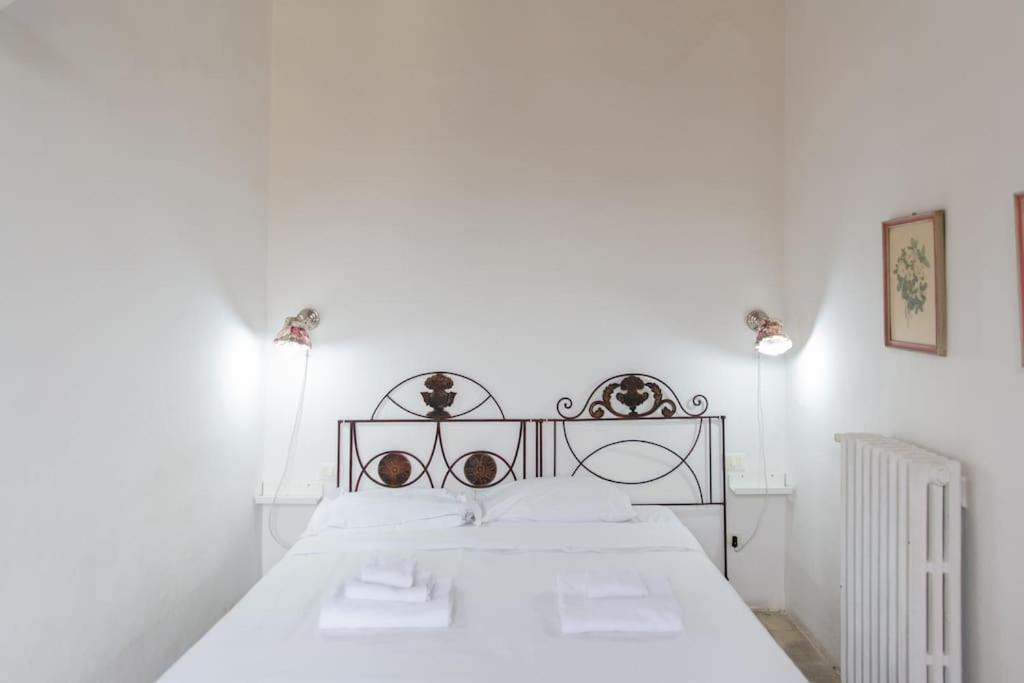 Elegant Apartment Outside Ztl & 10Min From Center Florence Luaran gambar